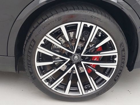 Used 2023 Maserati Grecale Trofeo AWD/4WD image 35