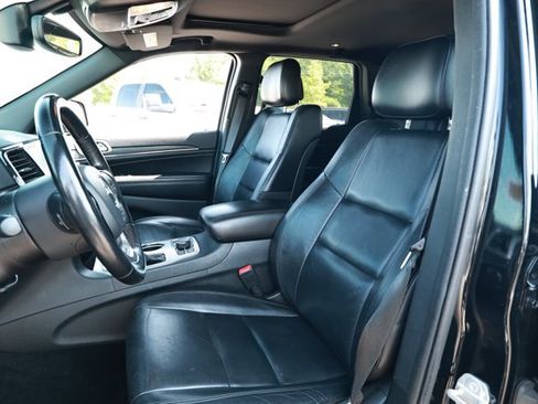 Used 2022 Jeep Grand Cherokee Limited AWD/4WD image 26