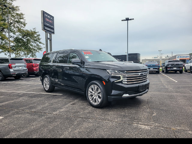 Used 2021 Chevrolet Suburban High Country w/ Premium Package AWD/4WD image 6