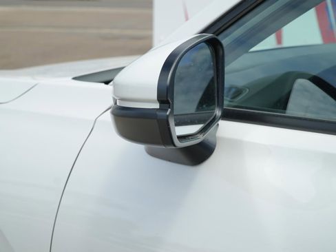 New 2026 Honda HR-V LX image 11