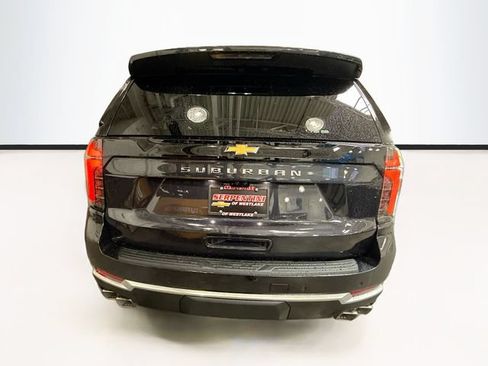 New 2026 Chevrolet Suburban High Country AWD/4WD image 7