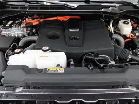 Used 2026 Toyota Sequoia Limited AWD/4WD image 43