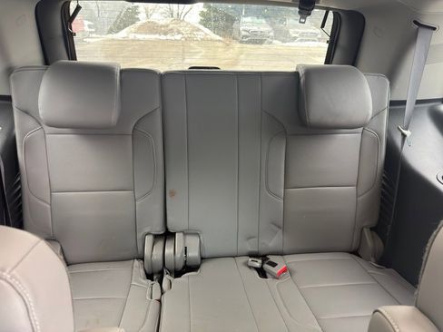 Used 2020 Chevrolet Tahoe LT image 38