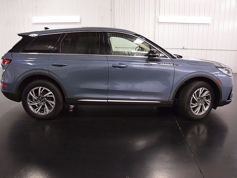 Used 2024 Lincoln Corsair AWD w/ Equipment Group 102A image 9