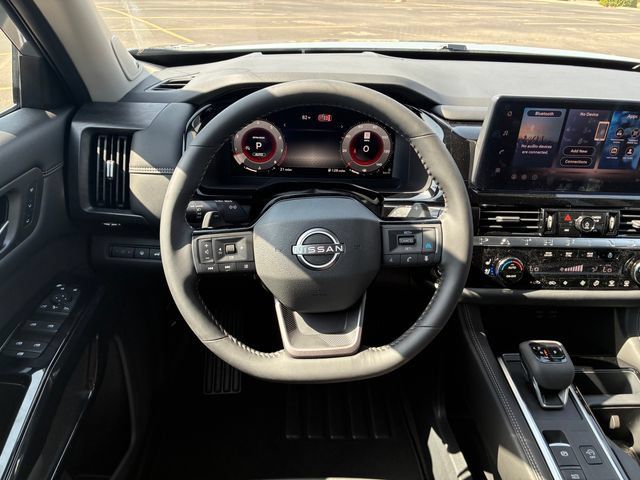 New 2026 Nissan Pathfinder Platinum AWD/4WD image 15