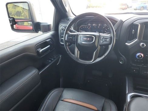 Used 2022 GMC Sierra 2500 AT4 image 60