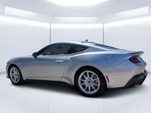 Used 2025 Ford Mustang GT Premium image 55