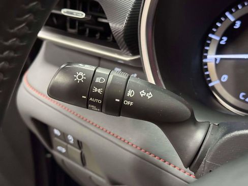 Used 2023 Toyota Highlander XSE image 21