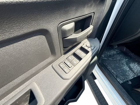 New 2026 RAM 3500 Tradesman AWD/4WD image 15