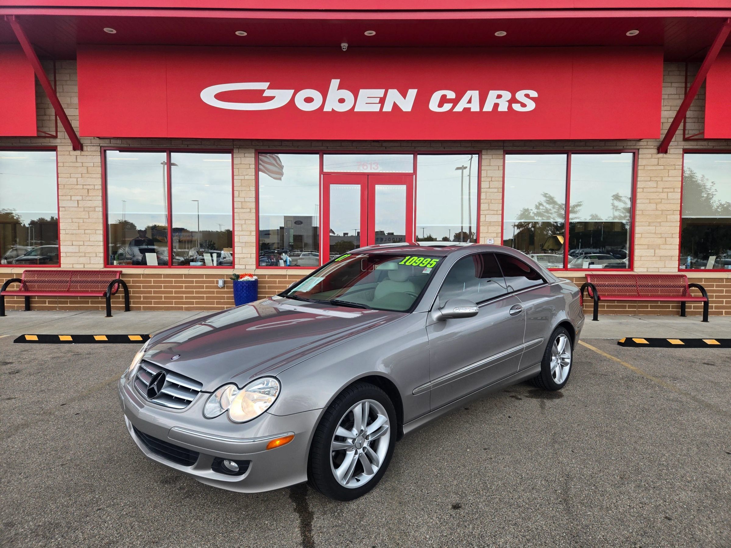 Used 2007 Mercedes-Benz CLK 350 Coupe image 1