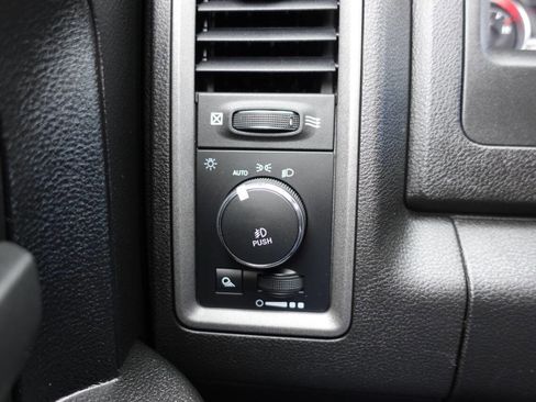 Used 2022 RAM 1500 Express w/ Wheel & Sound Group AWD/4WD image 48