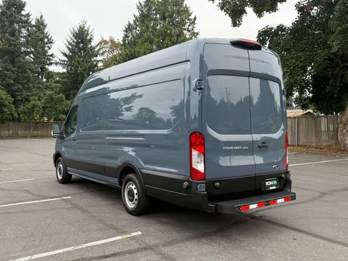 Used 2020 Ford Transit 250 148 High Roof Extended image 4