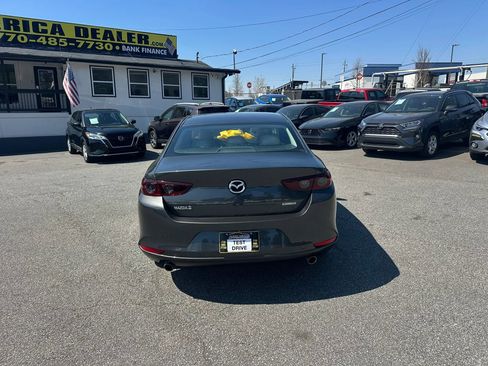 Used 2019 MAZDA MAZDA3 Sedan w/ Select Package image 8