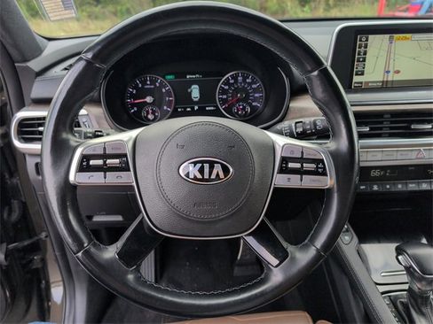 Used 2020 Kia Telluride SX w/ SX Prestige Package image 25
