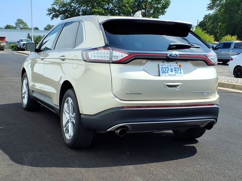 Used 2018 Ford Edge Titanium w/ Equipment Group 301A AWD/4WD image 4