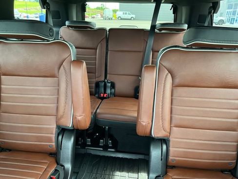 Used 2023 GMC Yukon Denali Ultimate AWD/4WD image 23