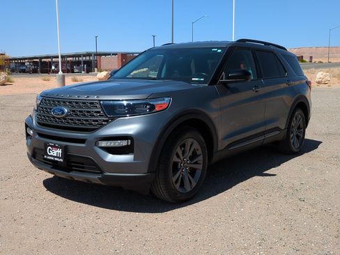 Used 2023 Ford Explorer XLT w/ Equipment Group 202A RWD image 7