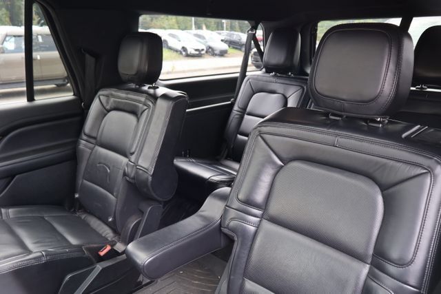 Used 2021 Lincoln Navigator L Reserve AWD/4WD image 11