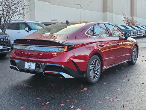 New 2025 Hyundai Sonata SEL image 7