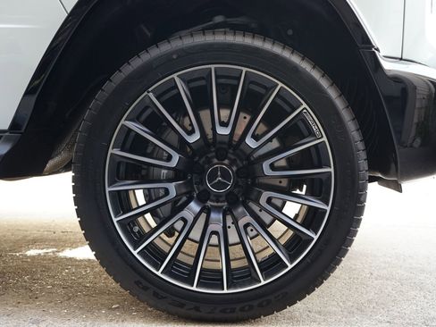 Used 2026 Mercedes-Benz G 63 AMG 4MATIC image 35