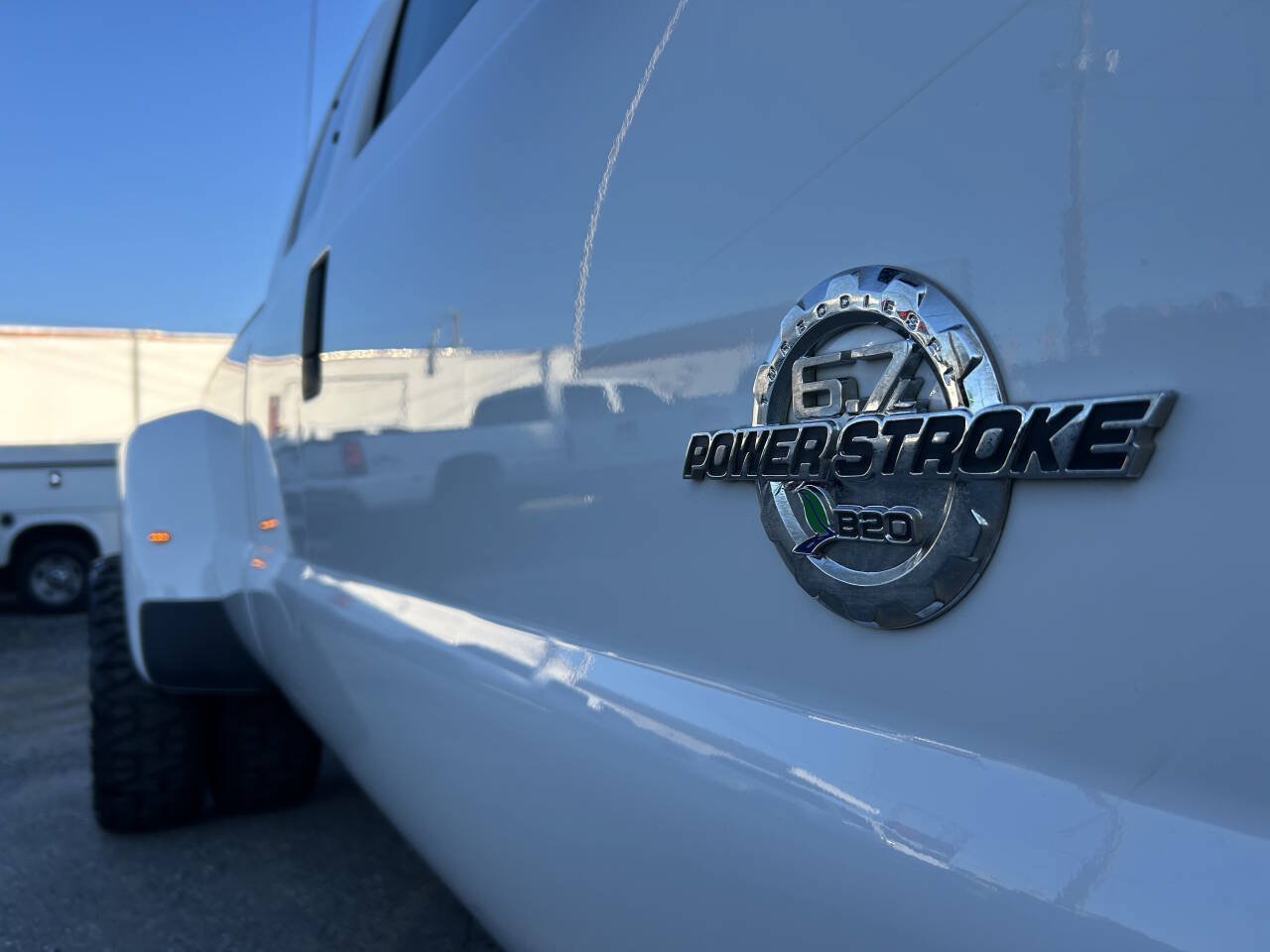 Used 2016 Ford F350 XL w/ Power Equipment Group AWD/4WD image 14