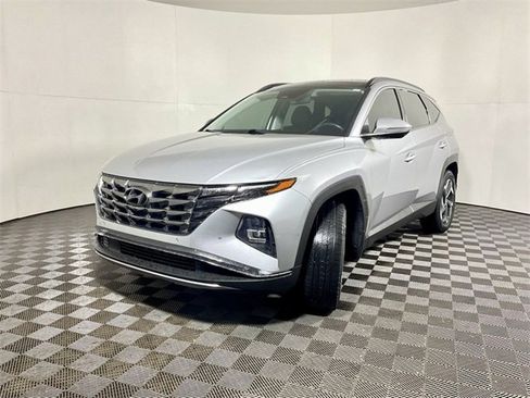 Used 2022 Hyundai Tucson Limited image 9
