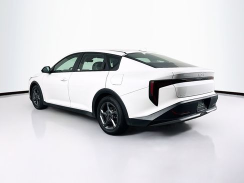Used 2025 Kia K4 FWD image 5