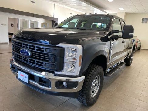 New 2026 Ford F250 XL image 4