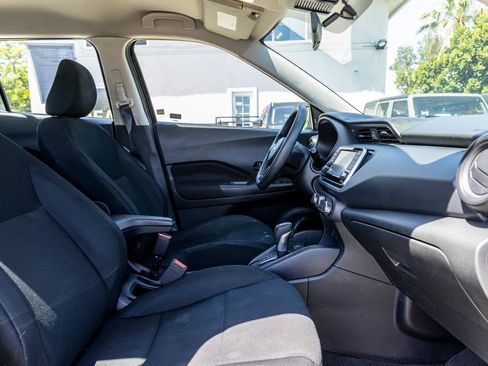 Used 2023 Nissan Kicks S FWD image 29