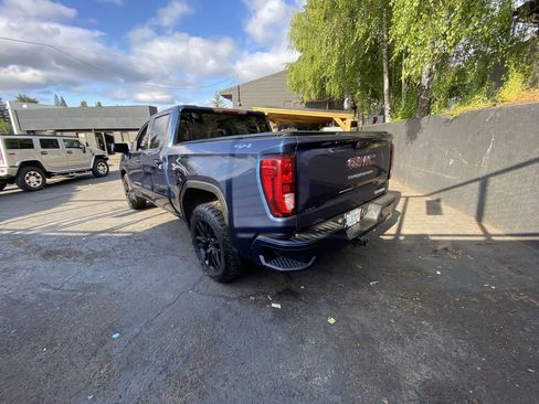 Used 2020 GMC Sierra 1500 Elevation w/ Elevation Value Package AWD/4WD image 4