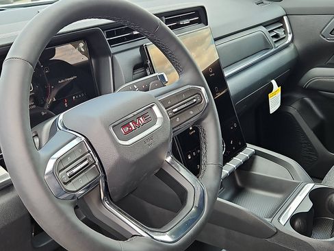 New 2026 GMC Terrain Elevation w/ Technology Package II FWD image 12