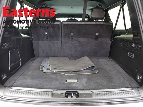 Used 2024 Jeep Wagoneer L Series II RWD image 28