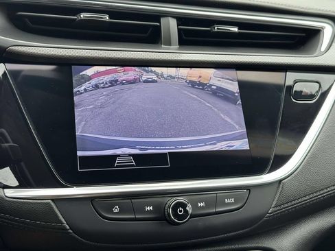 Used 2021 Buick Encore GX Preferred w/ Cold Weather Comfort Package AWD/4WD image 32