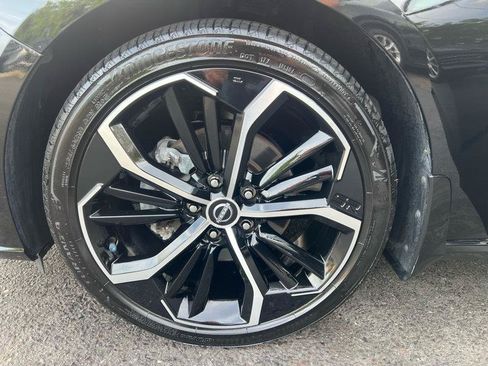 Used 2024 Nissan Altima 2.5 SR FWD image 26