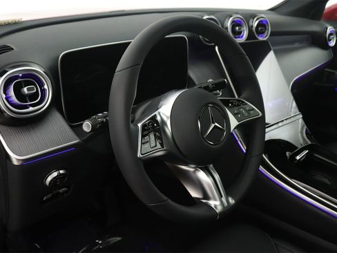 New 2026 Mercedes-Benz GLC 300 image 5
