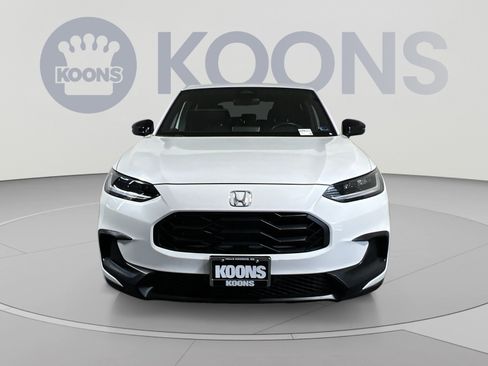 Used 2023 Honda HR-V Sport image 4
