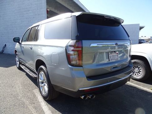 Used 2023 Chevrolet Suburban Premier w/ Max Trailering Package AWD/4WD image 2