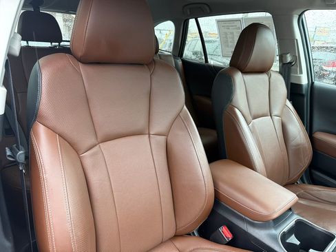 Used 2022 Subaru Outback Touring AWD/4WD image 37