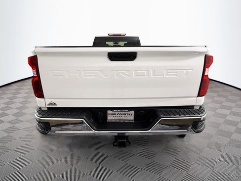 Used 2023 Chevrolet Silverado 2500 LT AWD/4WD image 6