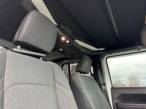 Used 2024 Jeep Gladiator Sport image 16