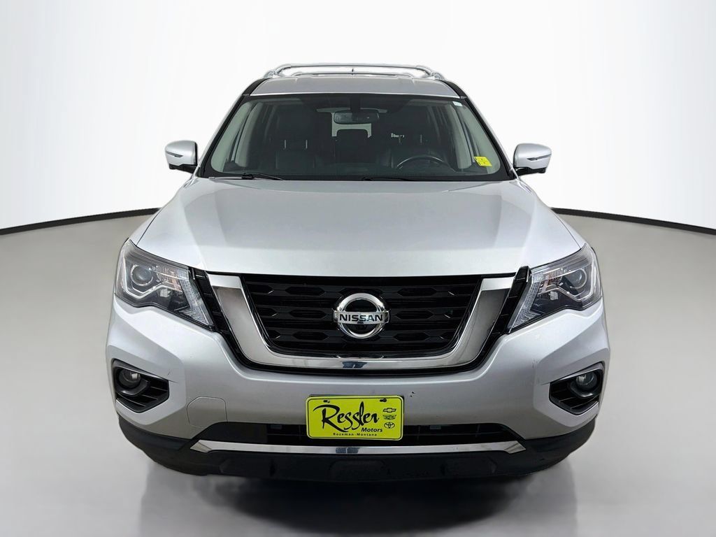 Used 2018 Nissan Pathfinder SL FWD image 2