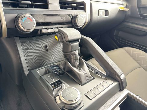 New 2026 Toyota Tacoma SR5 AWD/4WD image 19