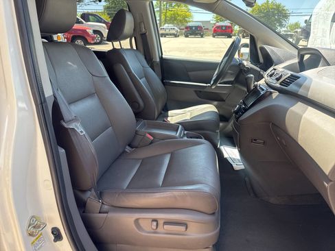 Used 2016 Honda Odyssey EX-L image 18
