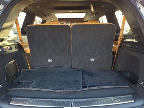 Used 2023 Jeep Grand Cherokee L Summit w/ Luxury Tech Group V image 30