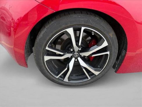 Used 2018 Nissan 370Z Touring Sport RWD image 7
