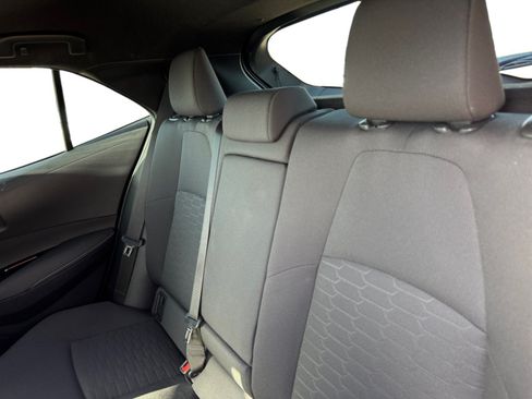 Used 2025 Toyota Corolla SE w/ SE Package FWD image 16