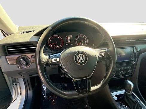 Used 2020 Volkswagen Passat 2.0T SEL image 39