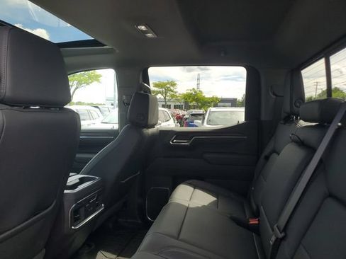 Certified 2026 GMC Sierra 1500 SLT w/ SLT Premium Package AWD/4WD image 9