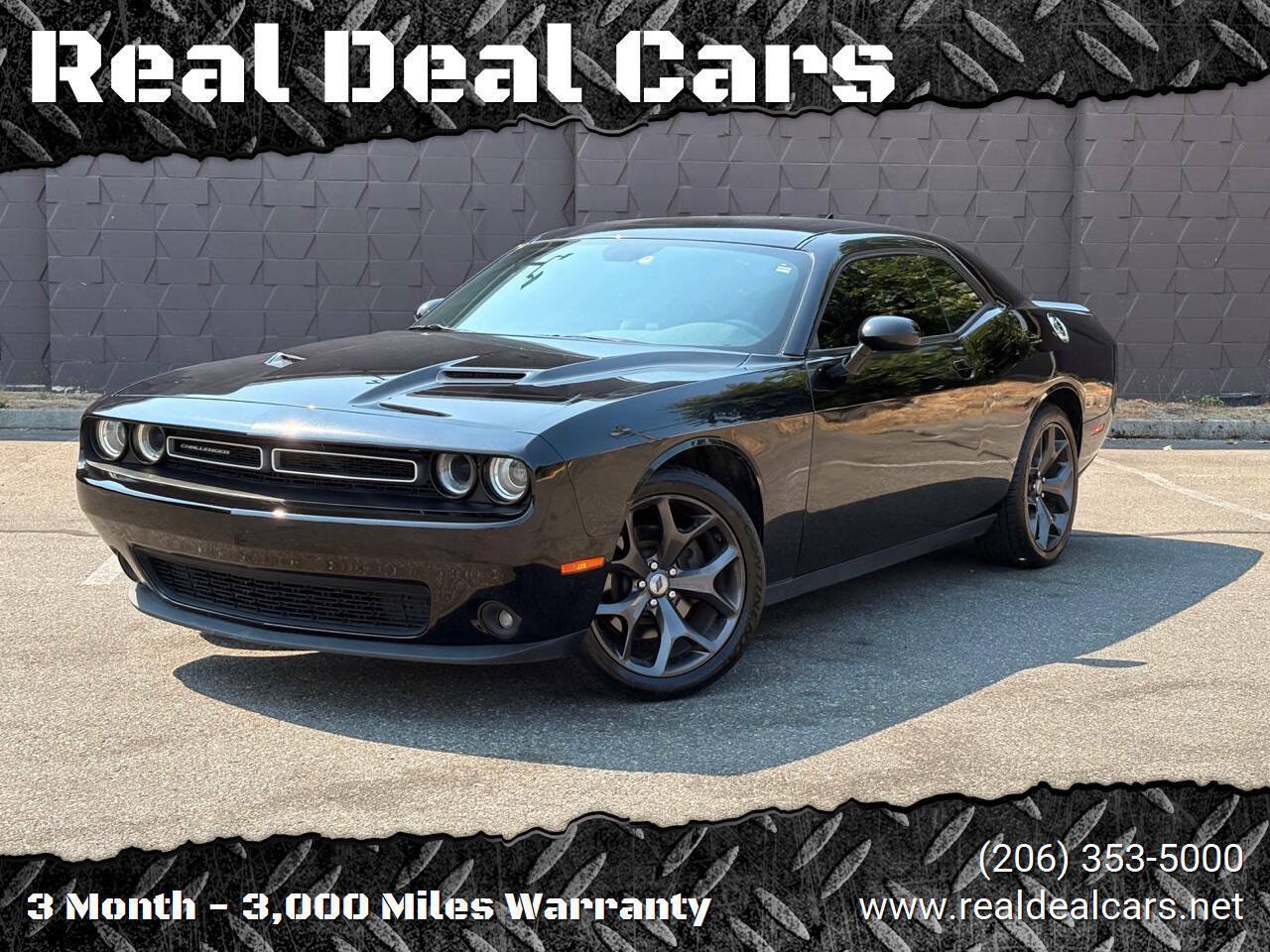 Used 2018 Dodge Challenger SXT Plus RWD image 1