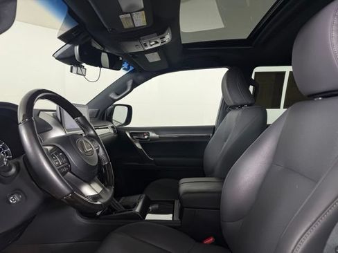 Used 2023 Lexus GX 460 Premium w/ Premium Package AWD/4WD image 21